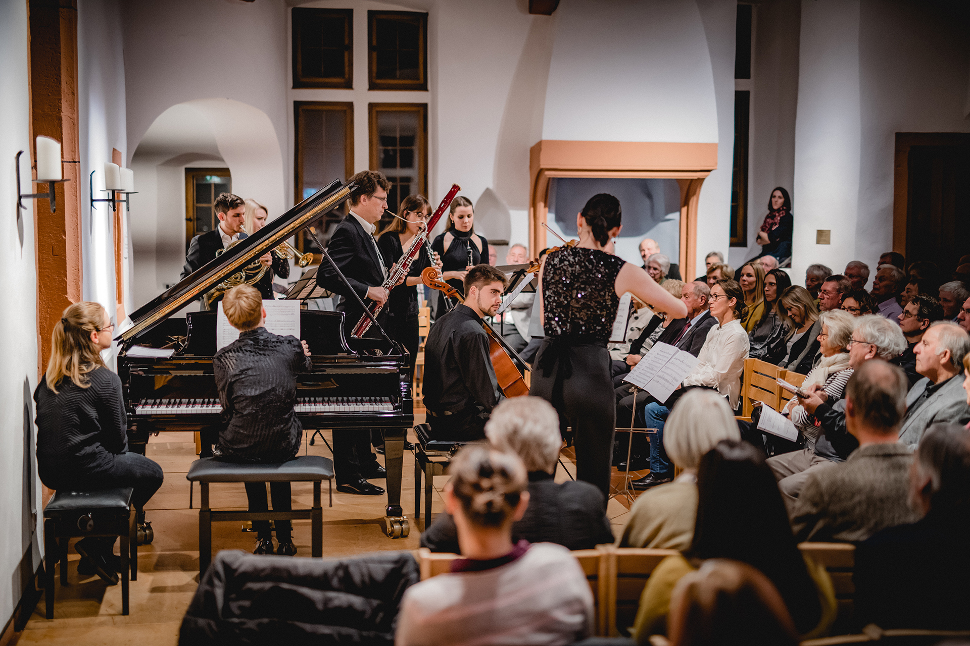 Musikerinnen und Musiker des Music Campus Frankfurt RheinMain werden am 07.11.2021 im Alten Rathaus in Miltenberg zu hören sein.